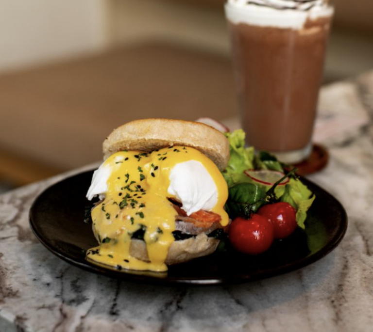 egg Benedict brunch menu